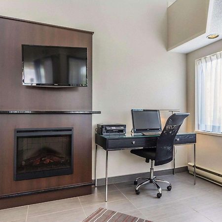Comfort Inn Thetford Mines Εξωτερικό φωτογραφία