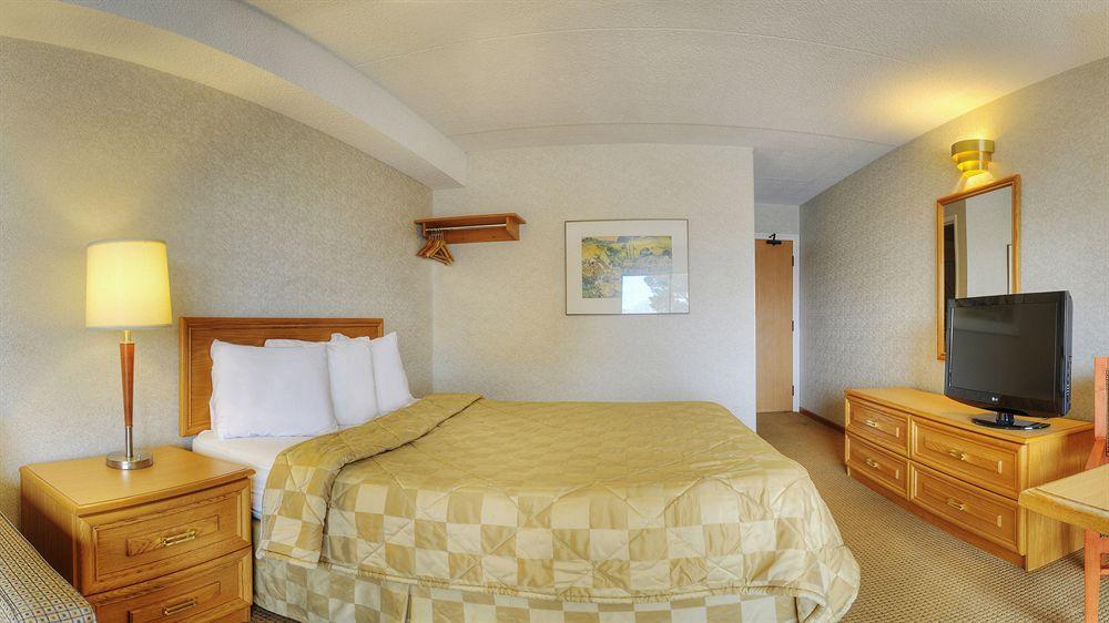 Comfort Inn Thetford Mines Εξωτερικό φωτογραφία