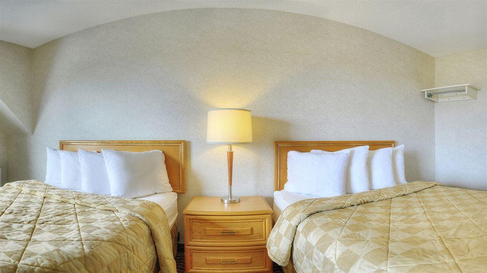 Comfort Inn Thetford Mines Εξωτερικό φωτογραφία