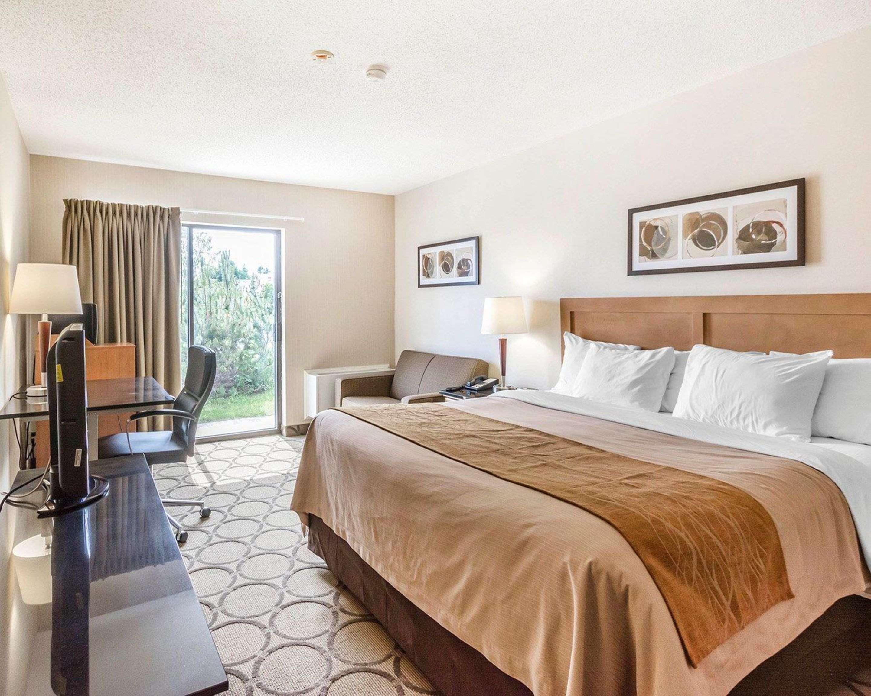 Comfort Inn Thetford Mines Εξωτερικό φωτογραφία