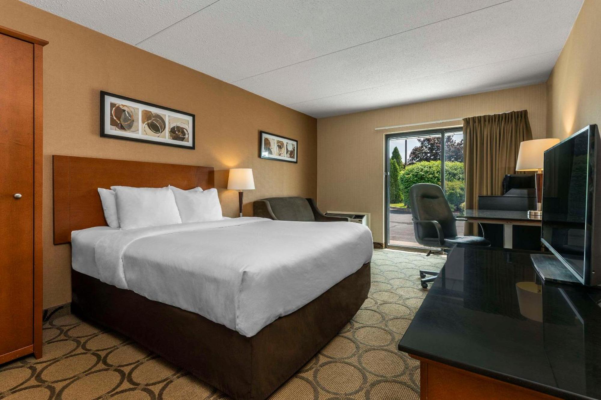 Comfort Inn Thetford Mines Εξωτερικό φωτογραφία