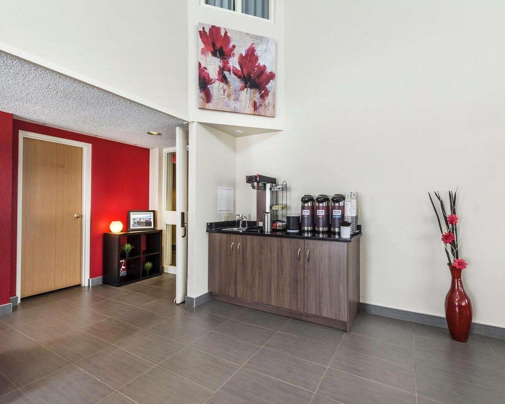 Comfort Inn Thetford Mines Εξωτερικό φωτογραφία