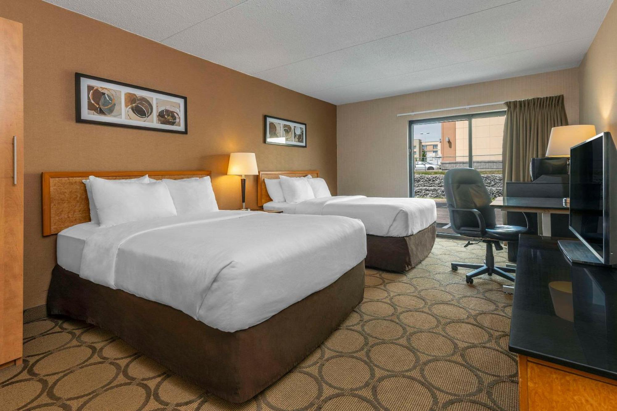 Comfort Inn Thetford Mines Εξωτερικό φωτογραφία